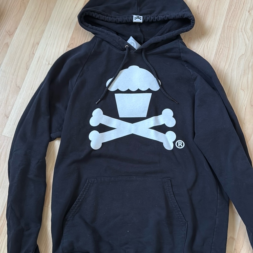 Vintage original Johnny Cupcakes hoodie